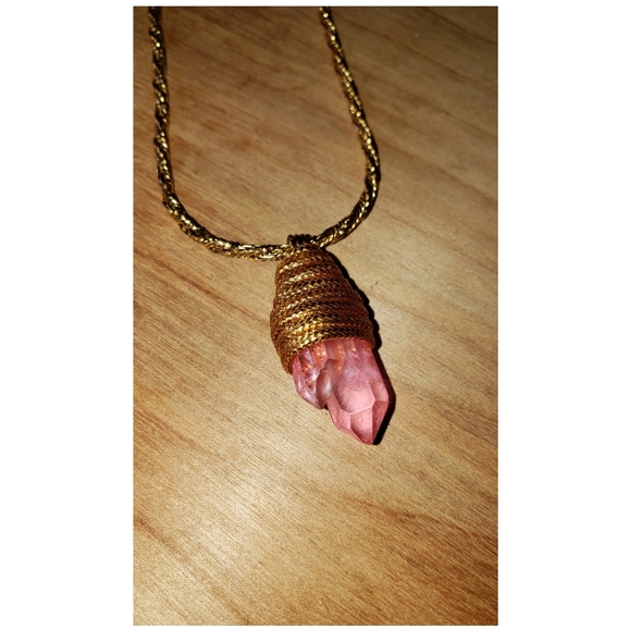 pink💕crush clavicle necklace -a- K🦎K - Picture 2 of 6